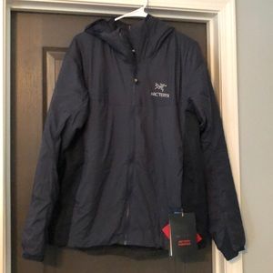 NWT Arc’teryx Atom LT Hoody
